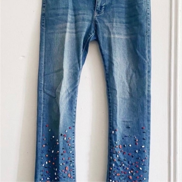 Pilcro Letterpress Mid-Rise
Slim Straight Jeans Jewel
Embellish - Picture 6 of 8